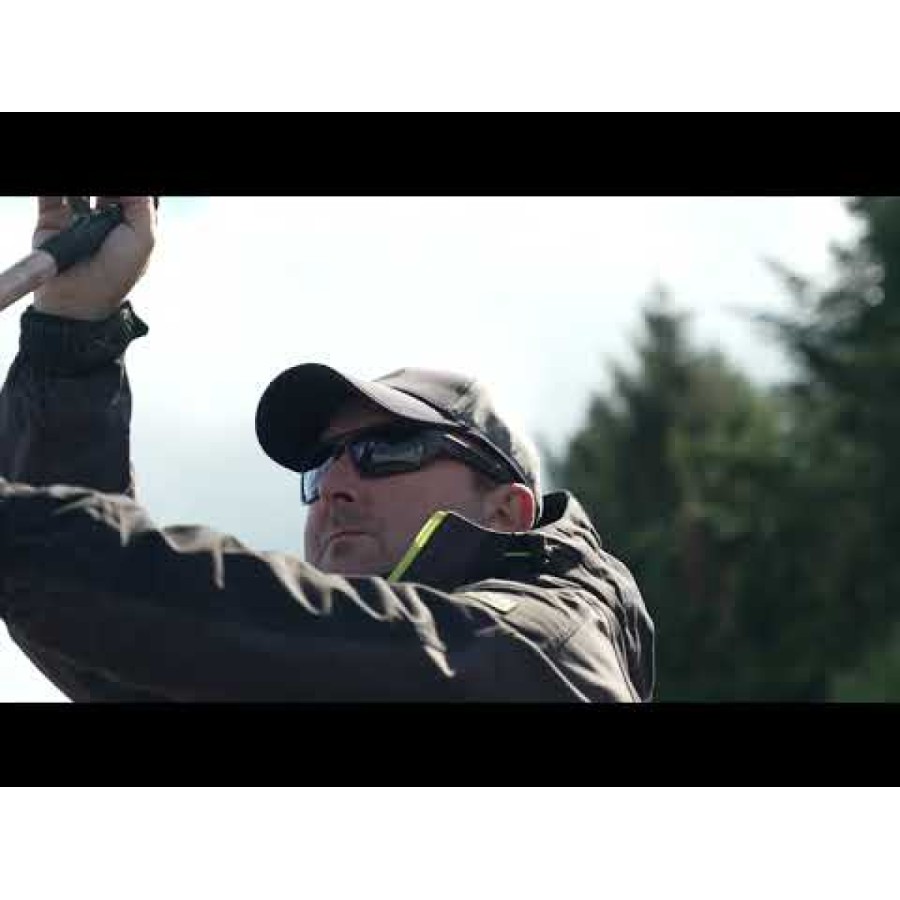 Matrix Wraps Polarised Sunglasses